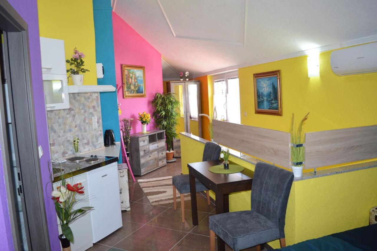 Studio Apartments Luka Biograd - Benkovac Exterior photo