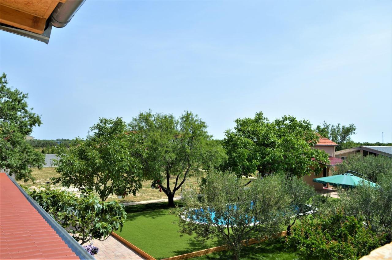 Studio Apartments Luka Biograd - Benkovac Exterior photo